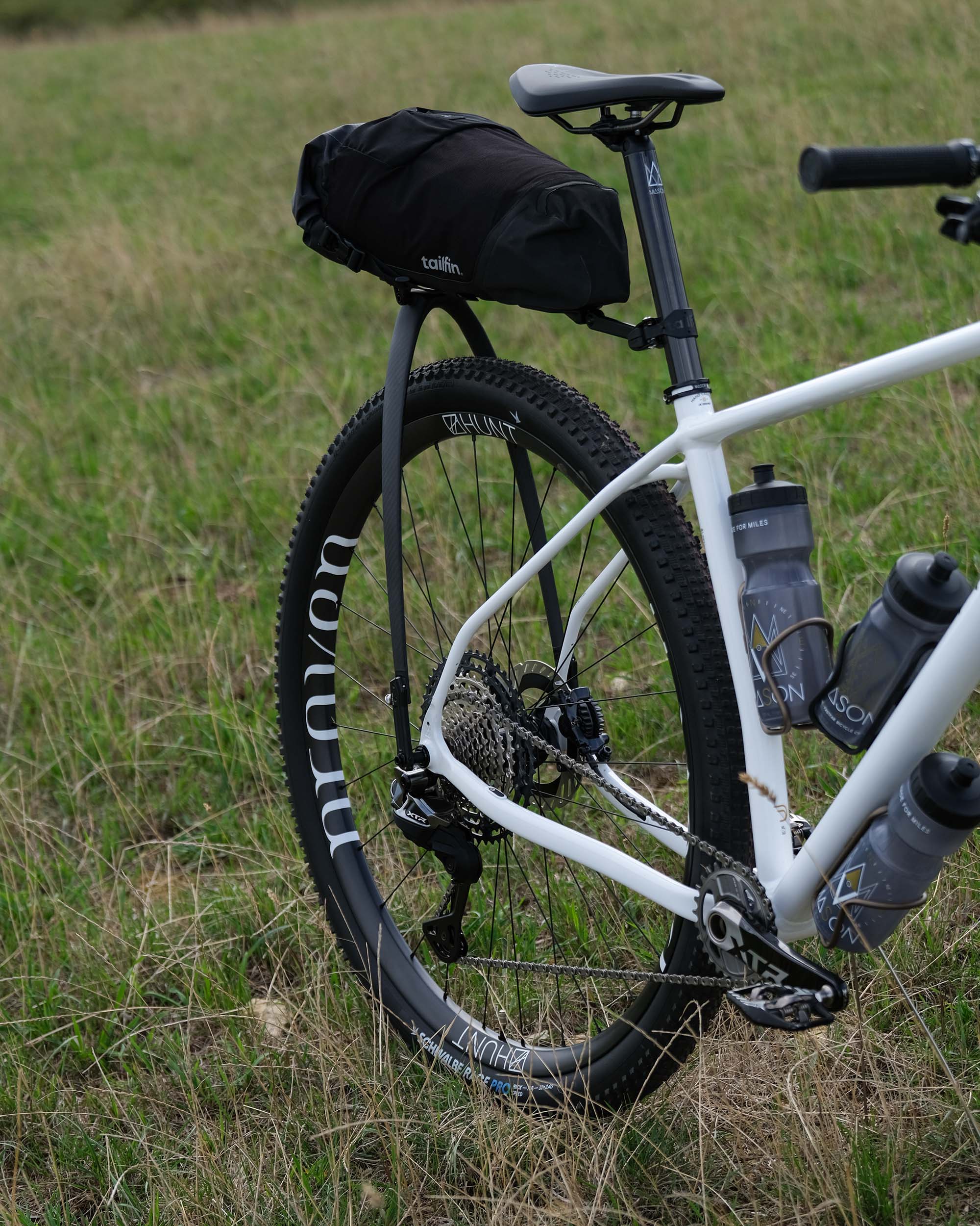 Mason Cycles Macro32 bicycle Tailfin rack.