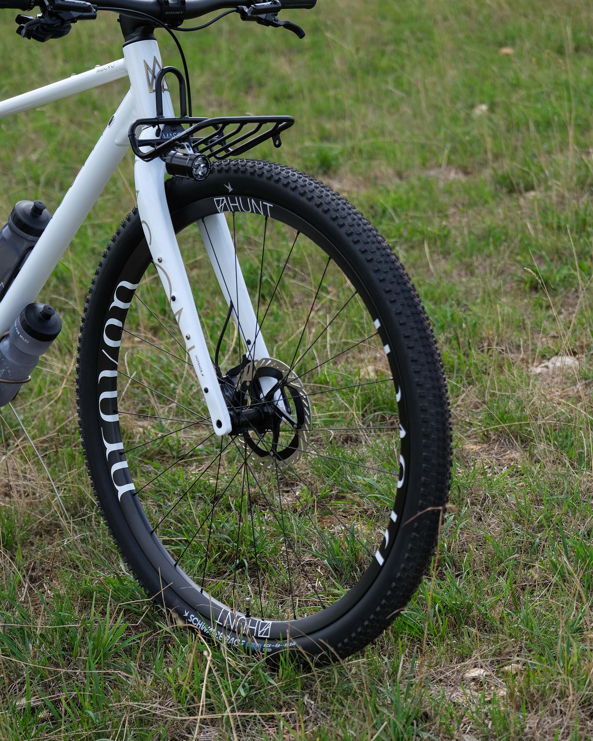 Mason Cycles Macro32 bicycle Hunt Prove 32 wheel.